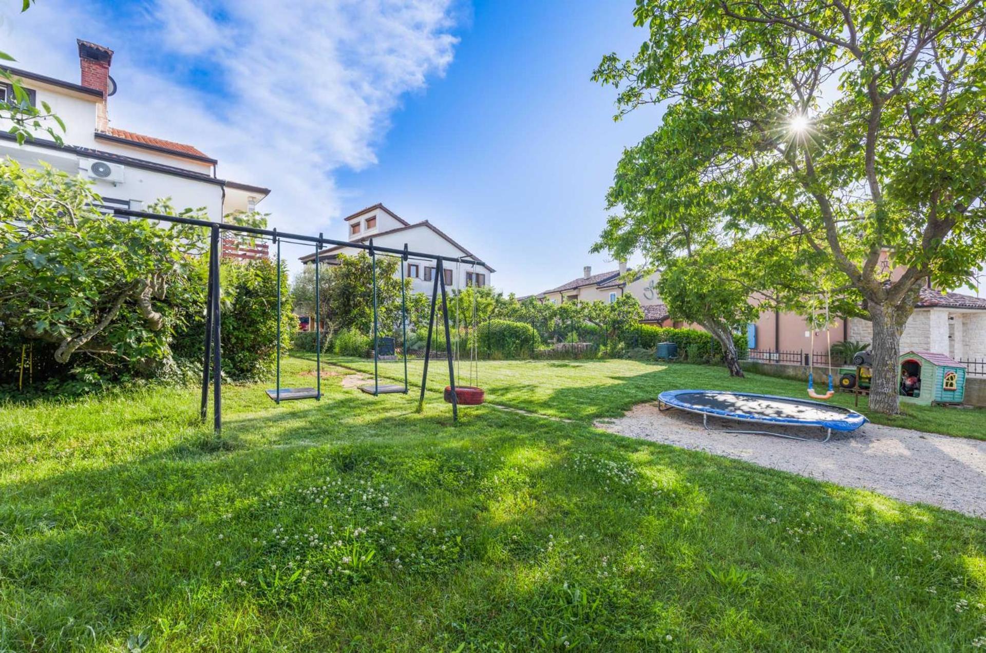 Valentino Apartment Пореч Екстериор снимка